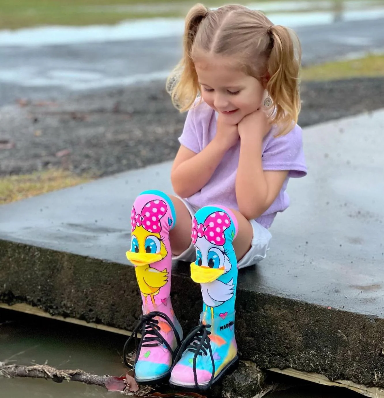 FLUFFY DUCK SOCKS - Image 3