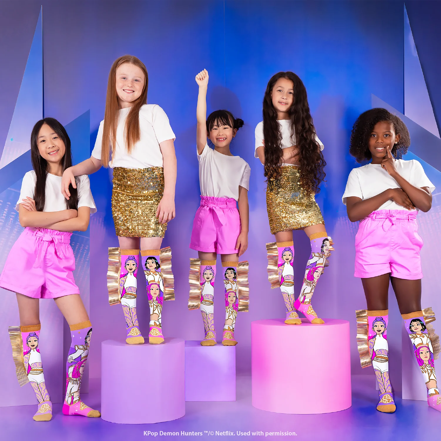 KPOP GOLDEN SOCKS - Image 2